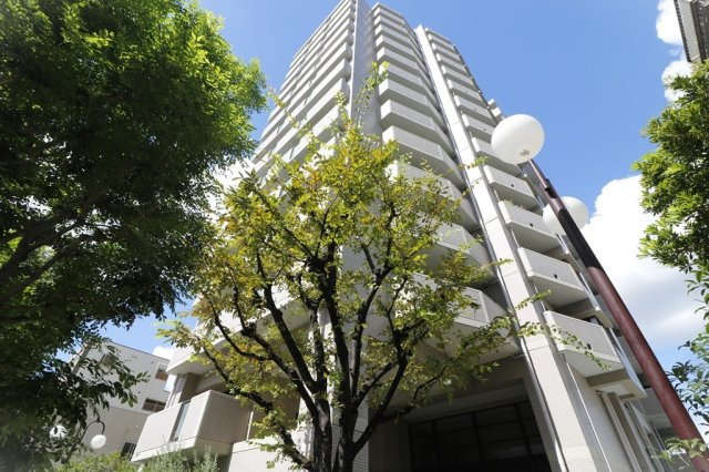 ハイネス今福東公園 二番館の外観