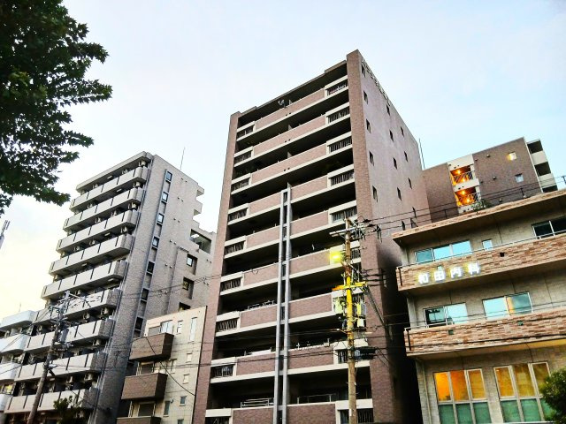 パラシオ塚本Ⅱの外観