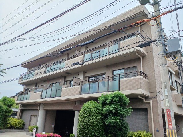 ステイツ池田フラッツの外観