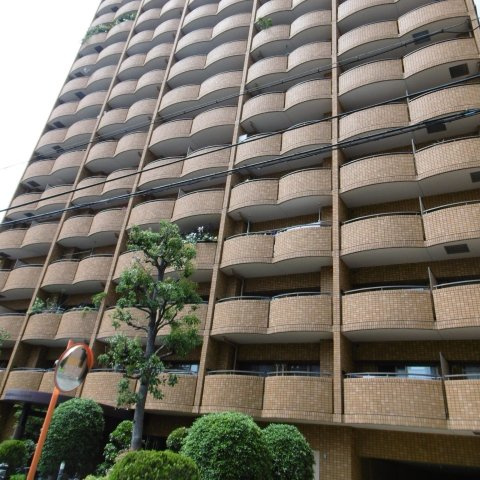 朝日プラザヴェルデュール大正三軒家の外観