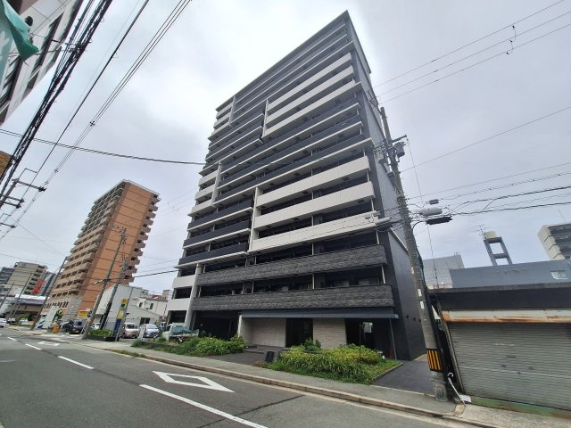 エスライズ新大阪フロントの外観