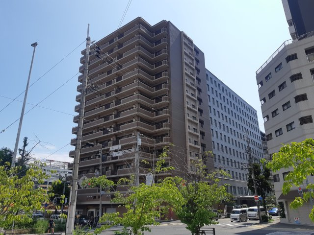 グランドメゾン三宮の外観