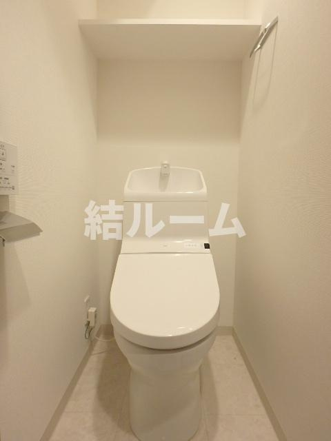 練馬区貫井２丁目の賃貸マンションのトイレ