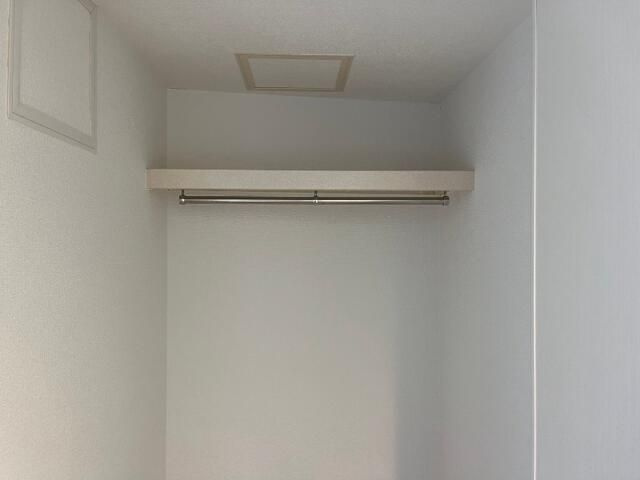 クリアル落合南長崎の収納