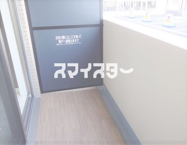 立川市曙町１丁目の賃貸マンションのバルコニー