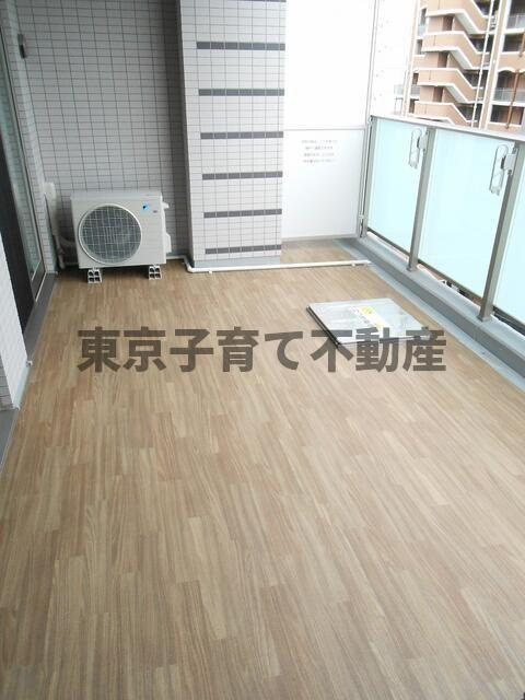 ドゥーエ蔵前のバルコニー