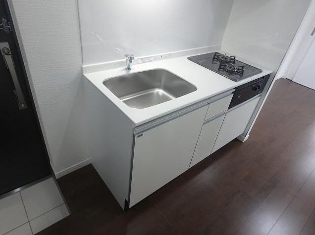 ハウスポート信濃町のキッチン|グリル付システムキッチン