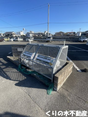 【その他共用部分】 | フォレストB棟 | 専用ごみ置き場