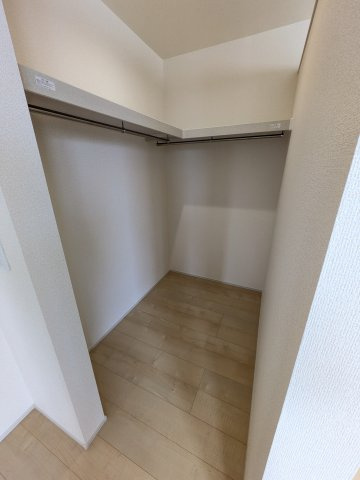 いわき市泉町滝尻第2　7号棟　＼デザイナーズ新築一戸建てが誕生／の収納|◆収納スペースの写真です◆　衣類やカバンなどたっぷりと収納可能です！生活感のあるものを隠して置けるからお部屋をスッキリと見せやすいです。

