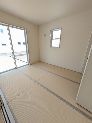 いわき市泉町滝尻第2　7号棟　＼デザイナーズ新築一戸建てが誕生／の和室|柔らかい畳が心地よい和室
