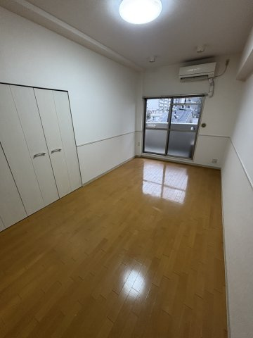 W.O.B.TSUKAMOTOの寝室