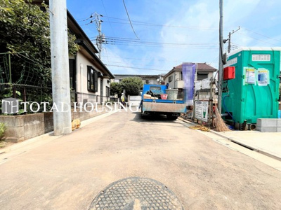 【前面道路含む現地写真】 | 府中市若松町4丁目　新築戸建　全2棟