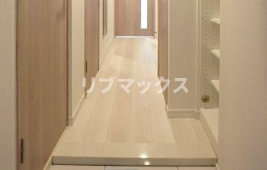 【玄関】ガーラ・ステーション横浜大口