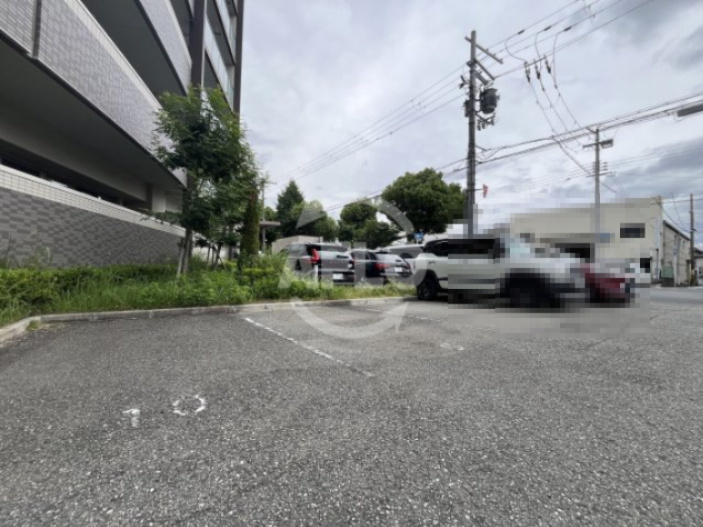 Alice Garden Esakaの駐車場|駐輪場