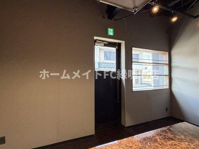 野並２店舗(P2台分込)の内装