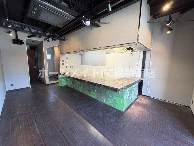 野並２店舗(P2台分込)の内装