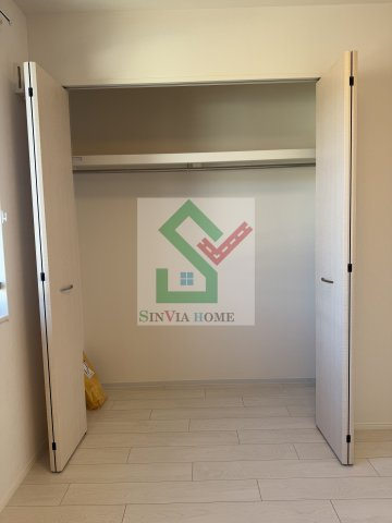 レヴメゾン神山弐番館の収納