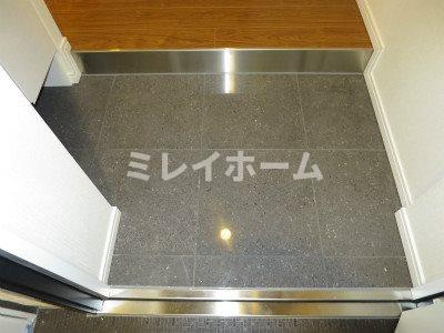 AXAS南蒲田AsylCourtの玄関