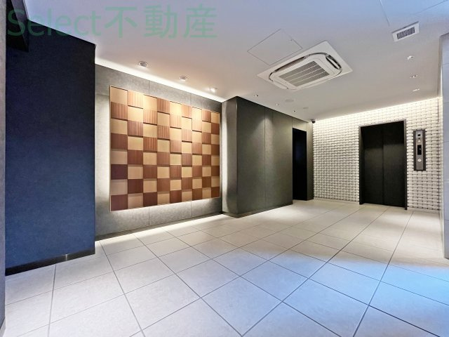 パークアクシス名古屋山王橋のエントランス