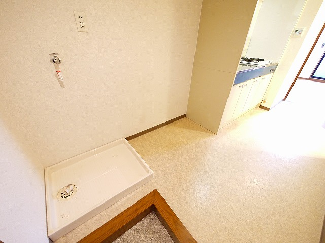 杉ヶ町北ビルの設備|嬉しい室内洗濯機置き場がございます。