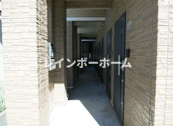 コンフォースのエントランス