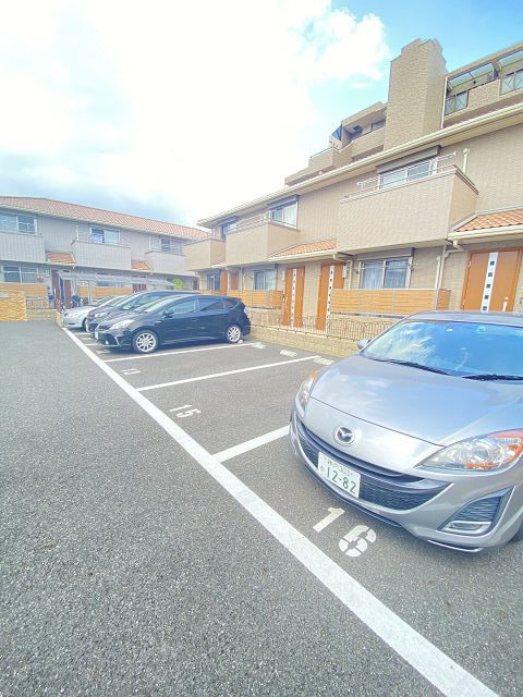 尼崎市南武庫之荘６丁目のアパートの外観