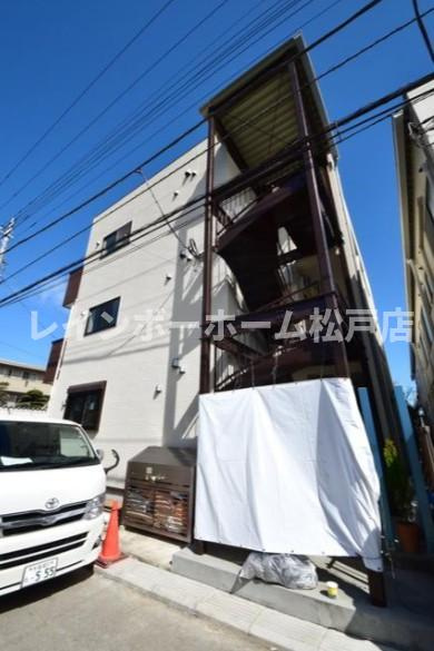 Radia南流山のエントランス