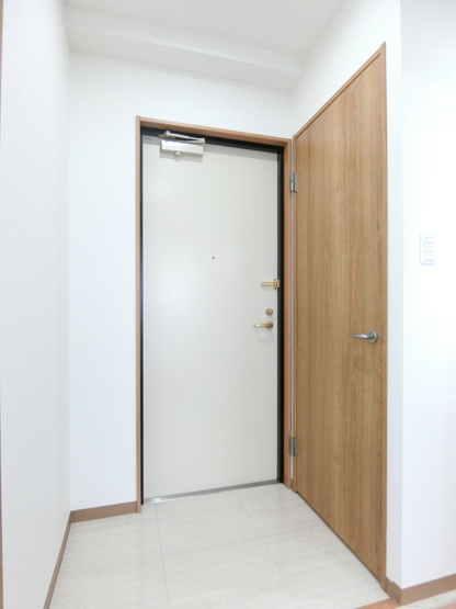 【玄関】 | ヴァンクール城東 | ※同施工会社のイメージ写真※