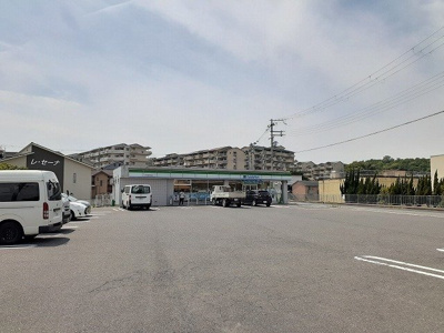【周辺】 | サン　サイド　テラス | ファミリーマート市町店様まで950m