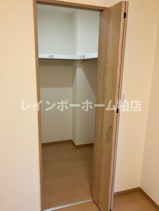 担当エリアのルームアドバイザーが直接対応いたしますの収納