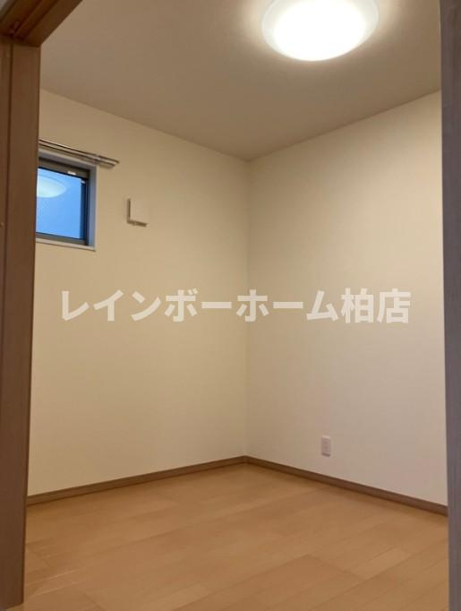 担当エリアのルームアドバイザーが直接対応いたしますの洋室