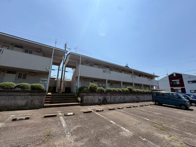 ヒルズ池下　B棟のロビー