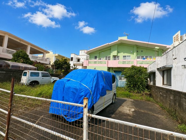 沖縄市泡瀬2丁目の周辺