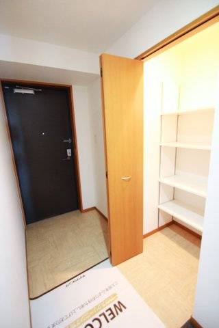 同間取りの別のお部屋の参考写真です。