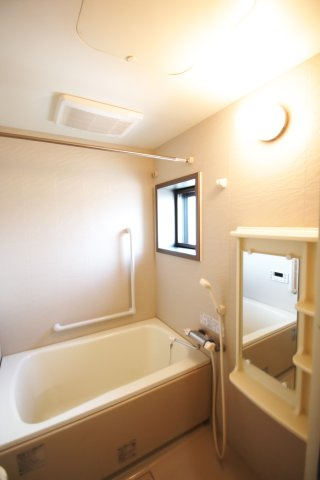 同間取りの別のお部屋の参考写真です。