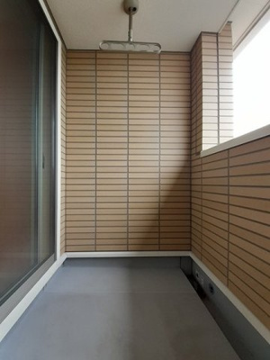 【バルコニー】 | オアシス　Ｂ | バルコニーからの眺めを楽しみながら食事をしませんか