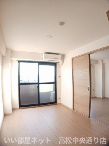 【内装】 | アメニティ屋島