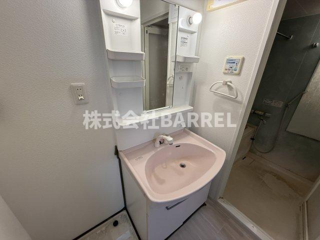 ルミナスビラ石橋の独立洗面台