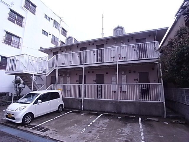 セジュール宝泉の駐車場