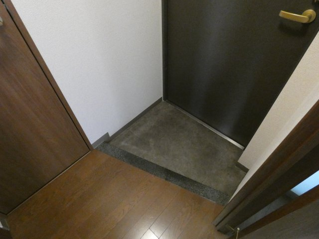 【玄関】