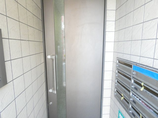 【エントランス】