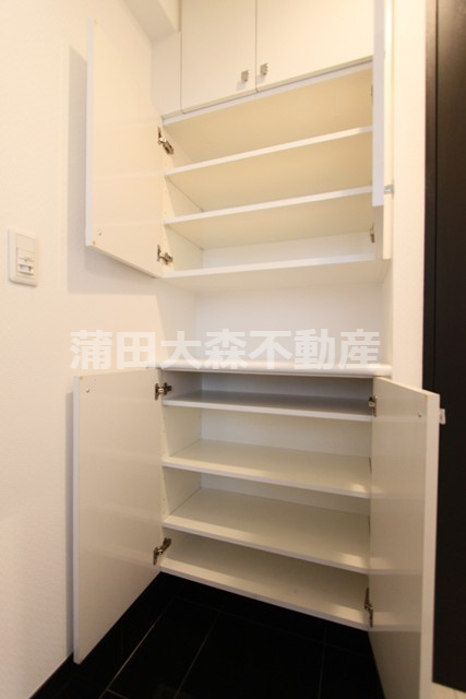 ヴェローナ空港西ルッソの収納|玄関収納