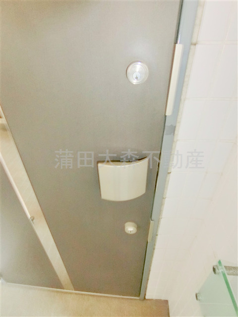 ヴェローナ空港西ルッソの玄関