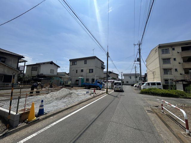 新築　前橋市朝倉町3丁目　Heartful　Town　A号棟の前面道路含む現地写真|現地写真　西側接道幅員約5ｍ