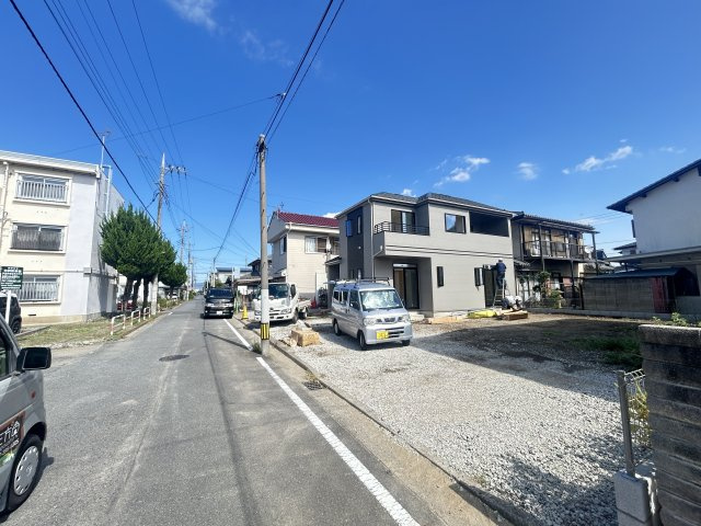 新築　前橋市朝倉町3丁目　Heartful　Town　A号棟の前面道路含む現地写真|現地写真　西側接道幅員約5ｍ