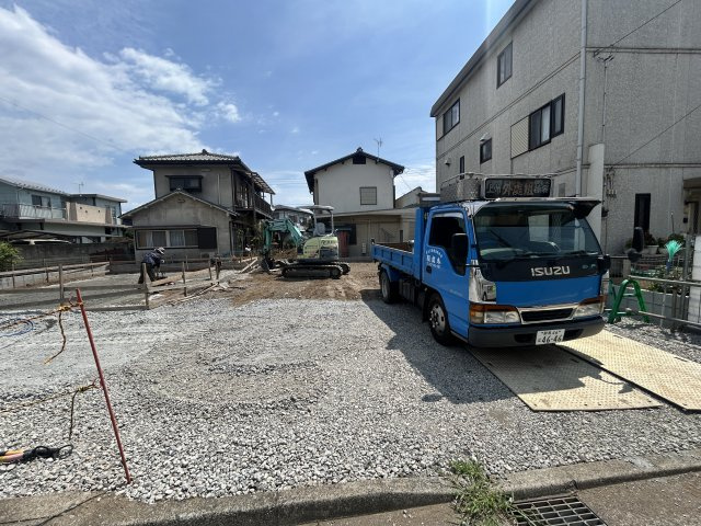 新築　前橋市朝倉町3丁目　Heartful　Town　A号棟の駐車場|現地写真　駐車スペースは並列4～5台分可能です！
