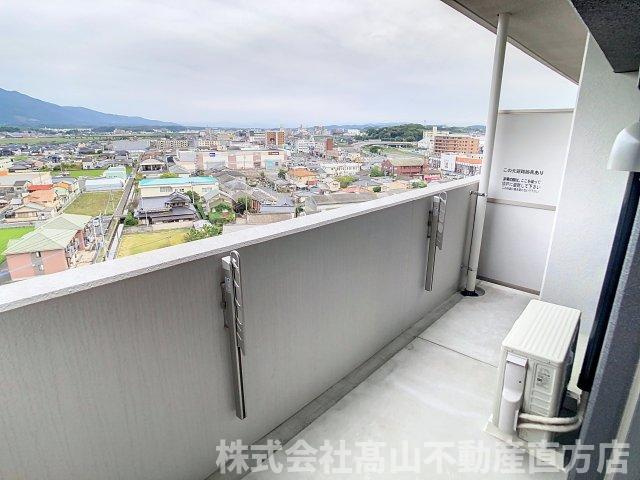直方市大字下新入の賃貸マンションのバルコニー