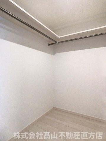 直方市大字下新入の賃貸マンションの収納