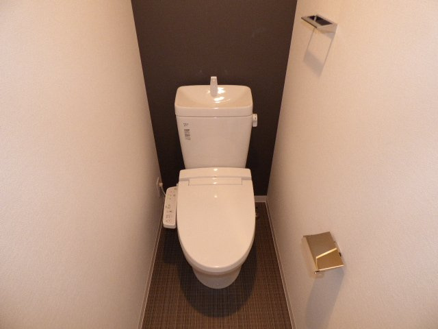 エスリード心斎橋EASTのトイレ