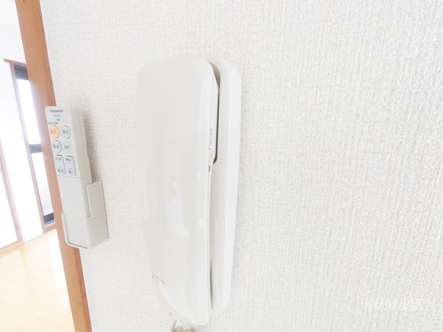 冨田ビルの設備|インターホンです☆
